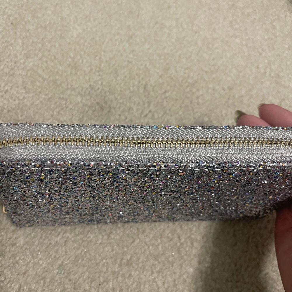Silver Glitter Wallet - Picture 3 of 5